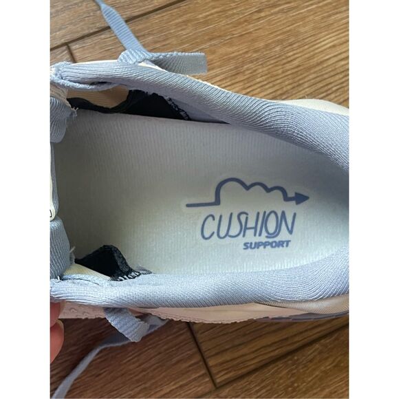 Brooks Women's Adrenaline GTS 22 9 - Picture 7 of 9